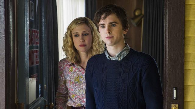 Bates Motel 3x1