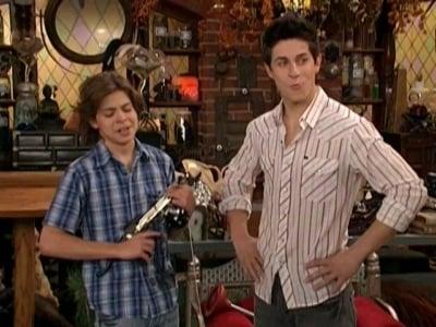 Los Hechiceros de Waverly Place 2x22