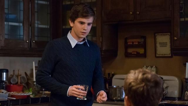 Bates Motel 5x7