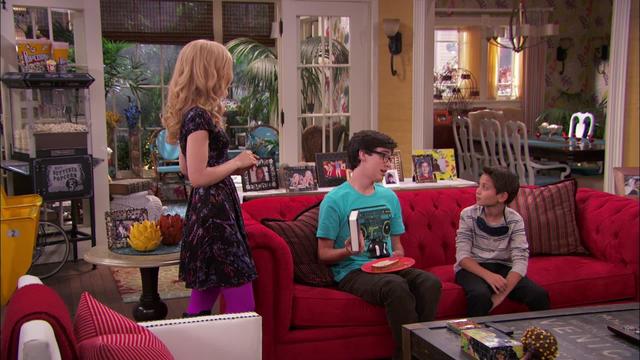 Liv y Maddie 1x17