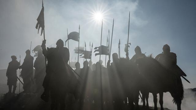 King & Conqueror 1x8