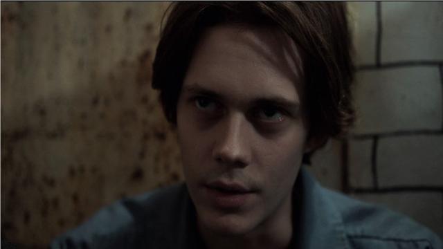 Castle Rock 1x4