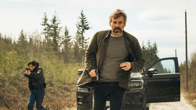 Murder in a Small Town 1x5