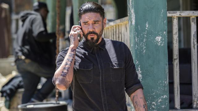 Mayans M.C. 2x6