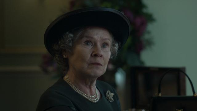 The Crown 5x4